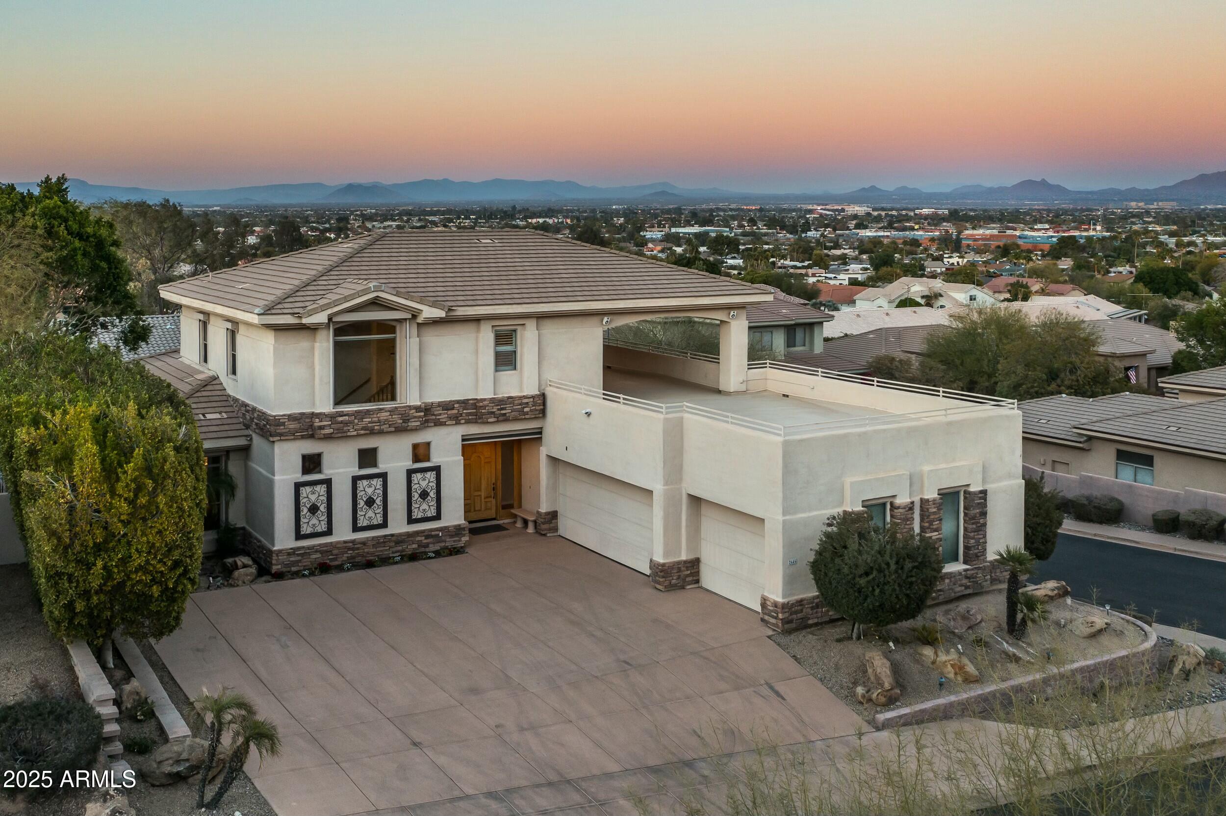 2646 East Spring Road Phoenix, AZ 85032 - Photo 1 of 42 Elegant Hillside Retreat