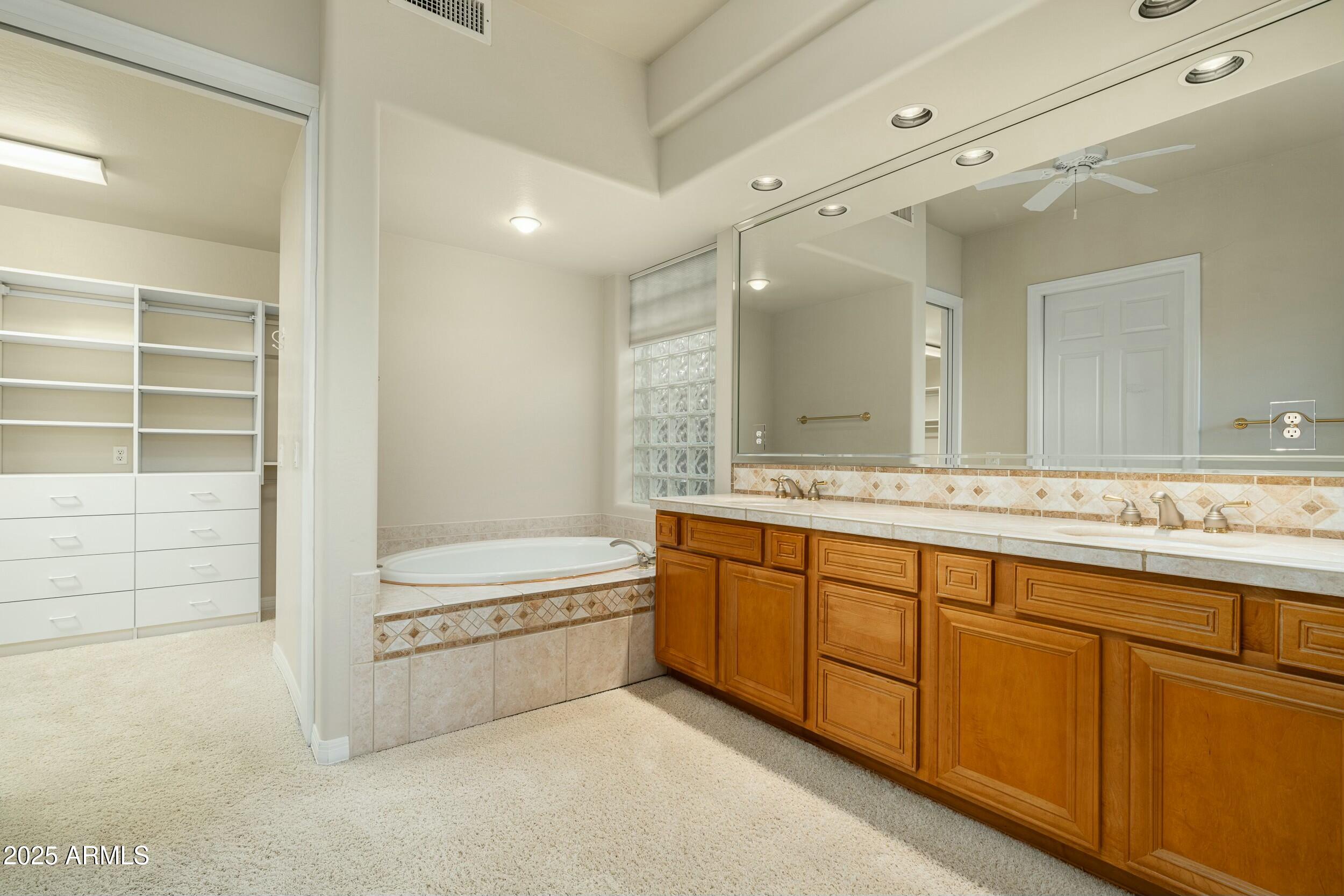 2646 East Spring Road Phoenix, AZ 85032 - Photo 21 of 42 Primary Bathroom