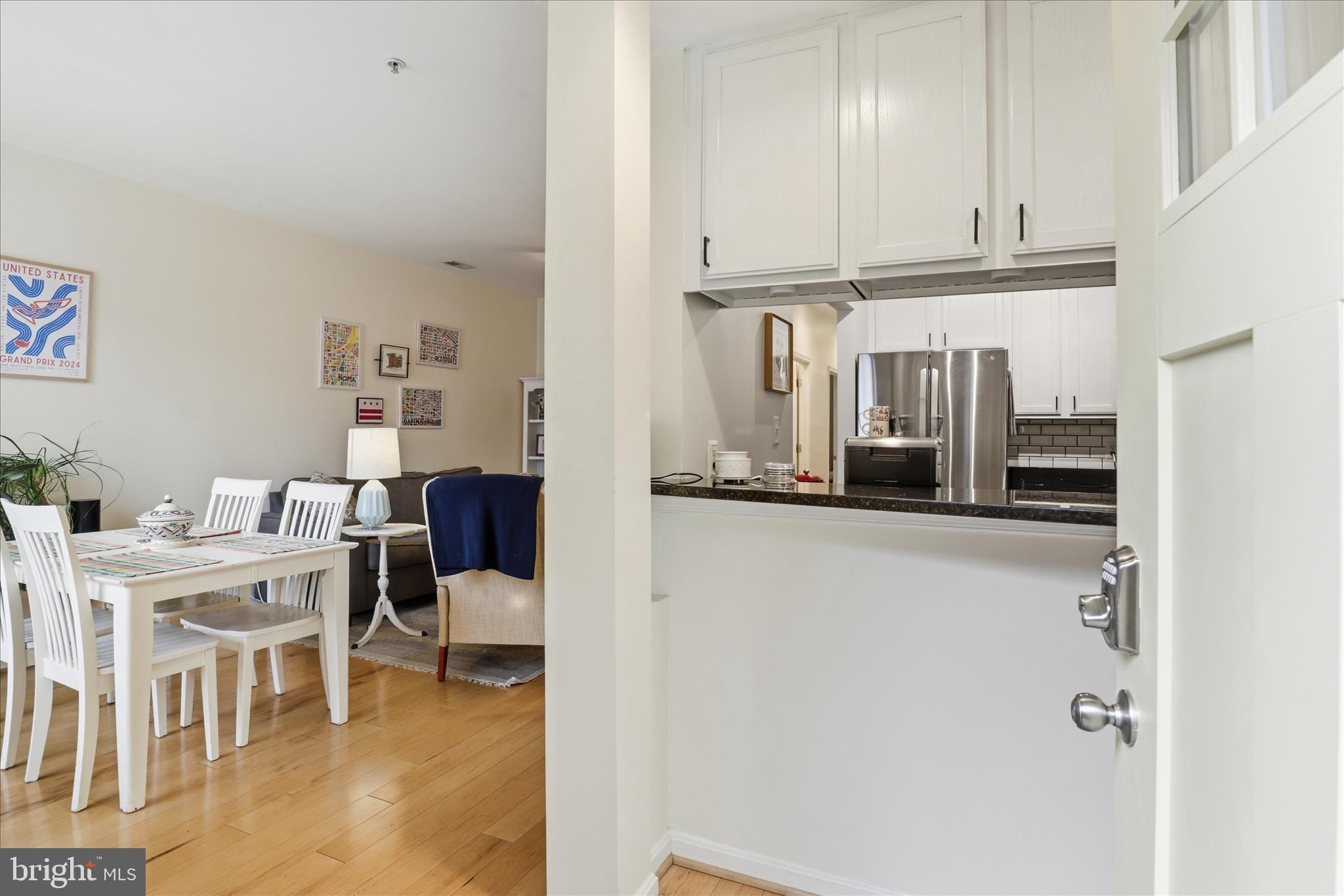257 14th Street Southeast, Unit B Washington, DC 20003 - Photo 3 of 23 Welcome!