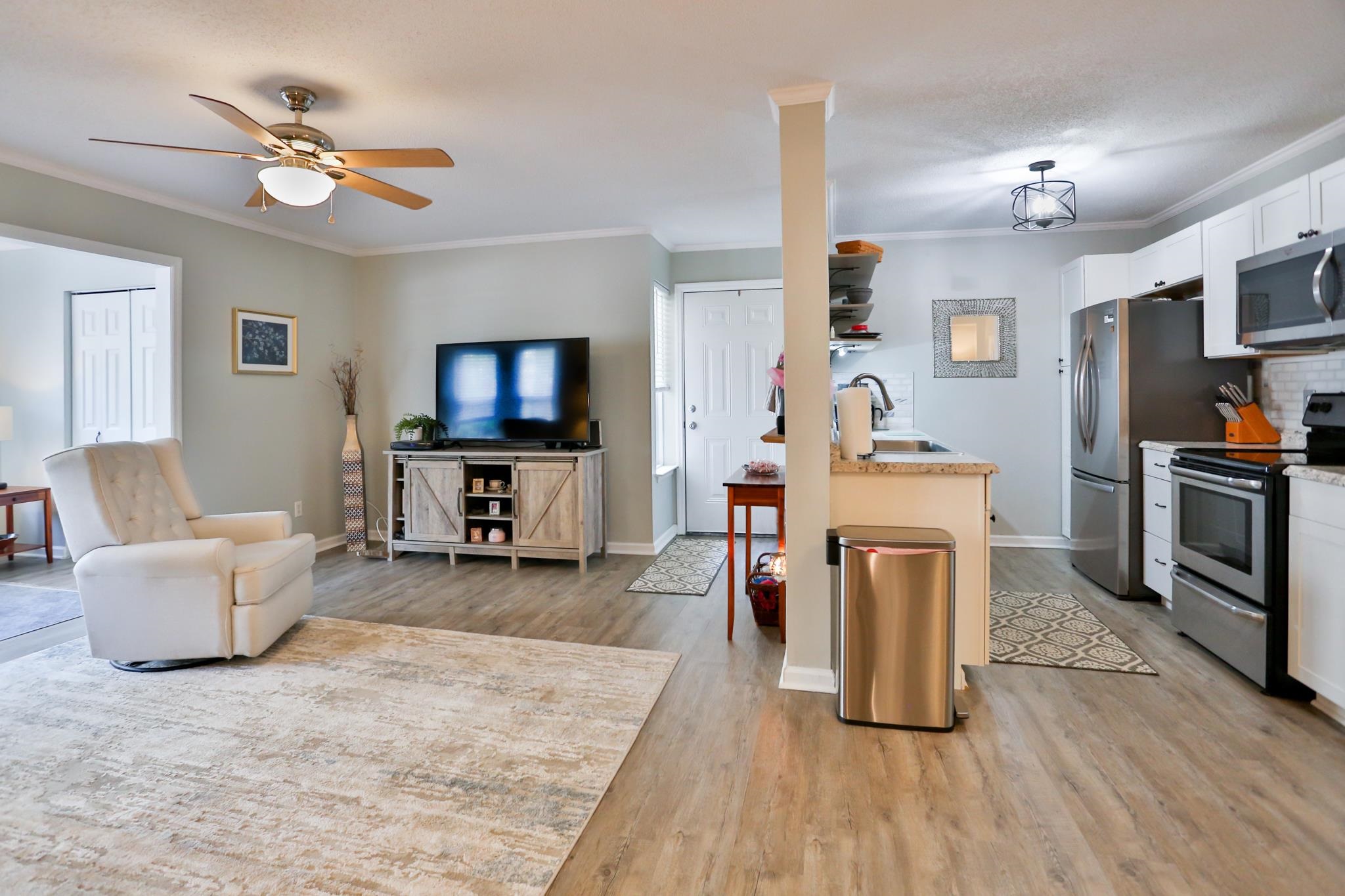 8538 Hopkins Circle, Unit B Surfside Beach, SC 29575 - Photo 5 of 22