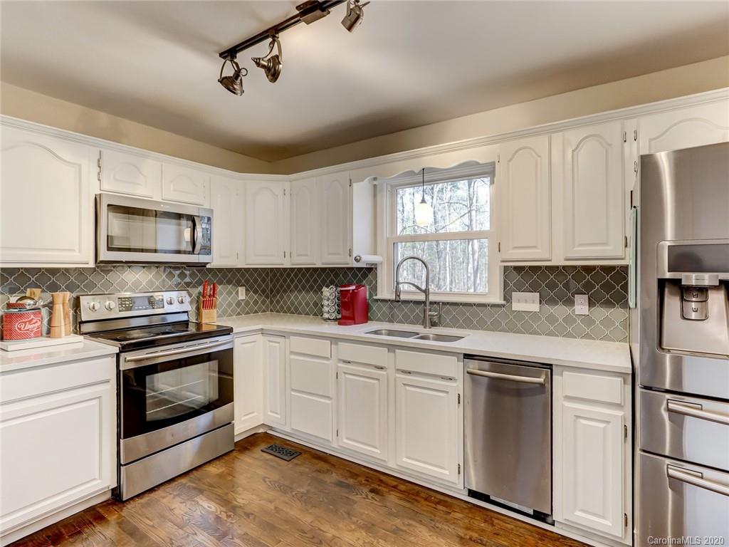 247 Marvin Road Indian Land, SC 29707 - Photo 12 of 48 Gallery Image 12