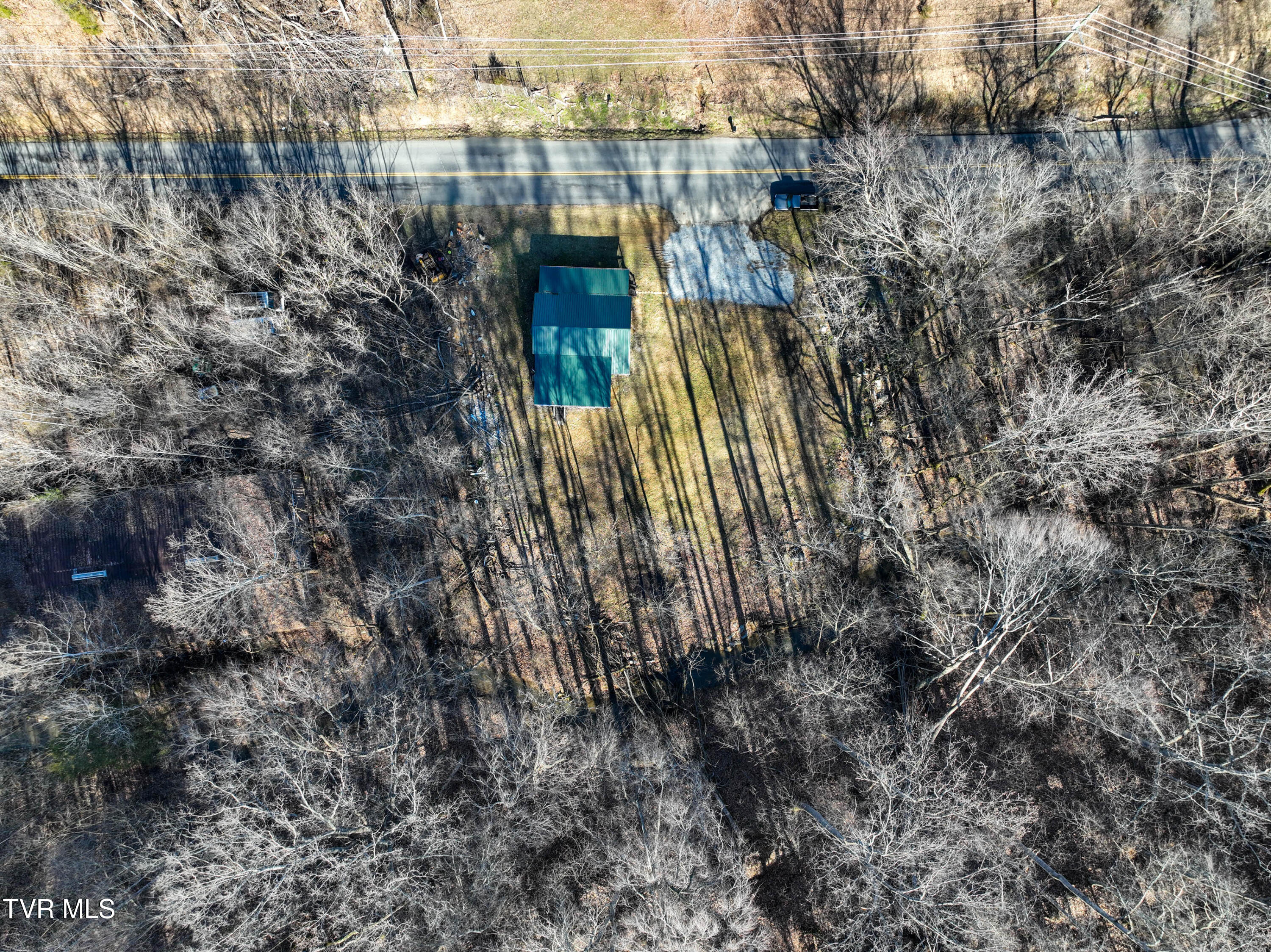 531 Walnut Hill Road Bristol, TN 37620 - Photo 28 of 32 531 Walnut Hill Rd Drone WOLFE-21