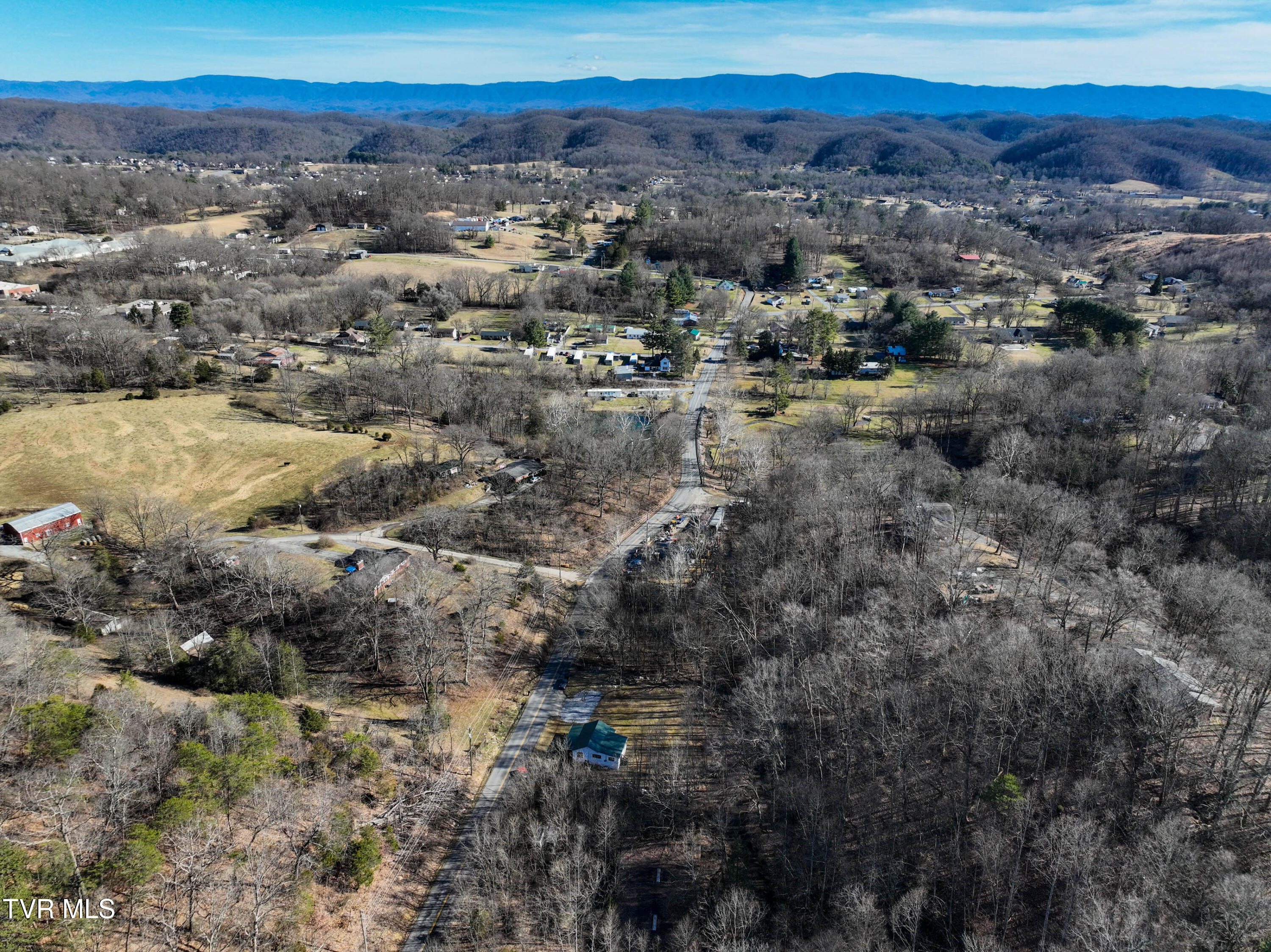 531 Walnut Hill Road Bristol, TN 37620 - Photo 29 of 32 531 Walnut Hill Rd Drone WOLFE-16