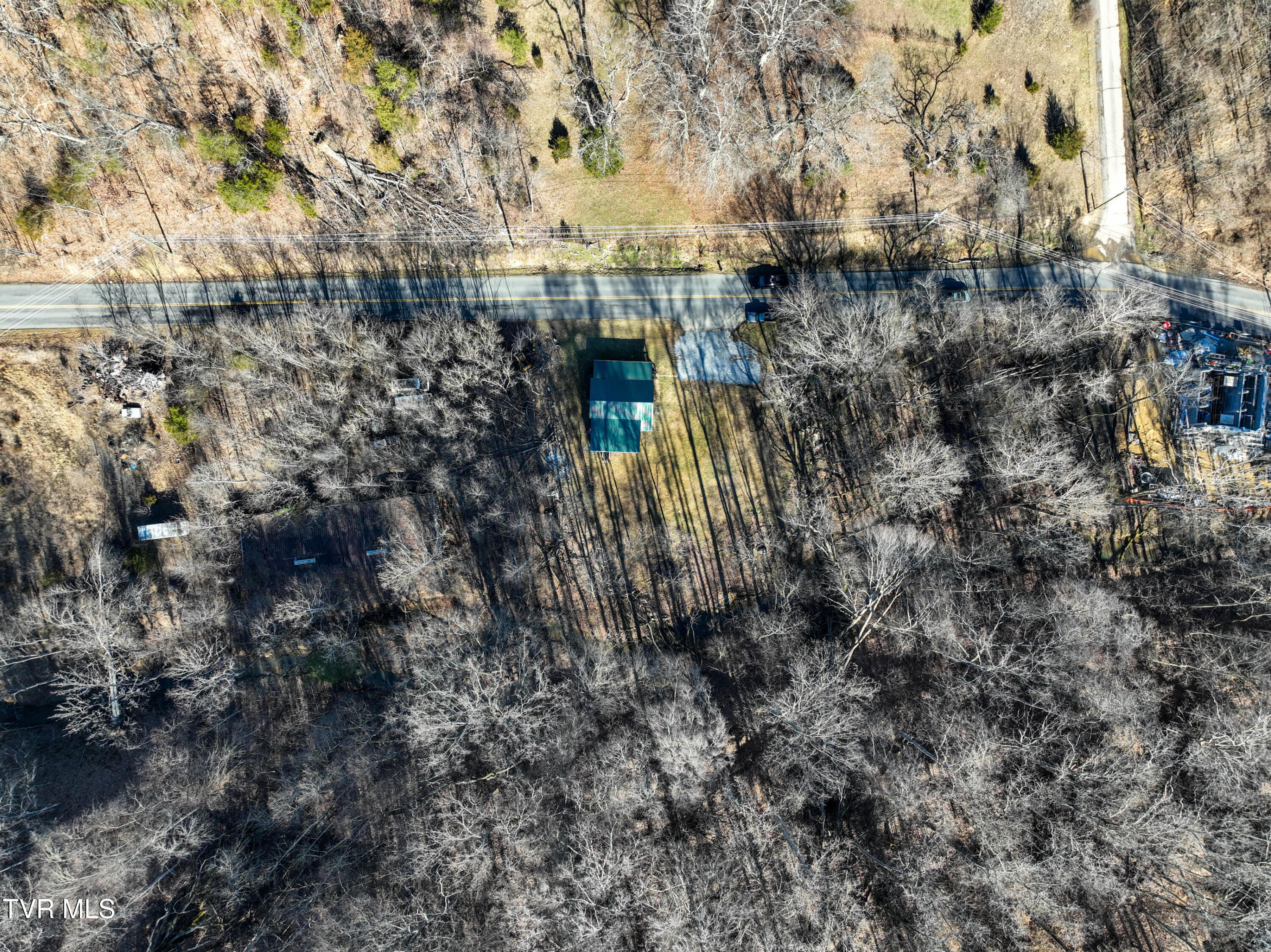 531 Walnut Hill Road Bristol, TN 37620 - Photo 32 of 32 531 Walnut Hill Rd Drone WOLFE-20