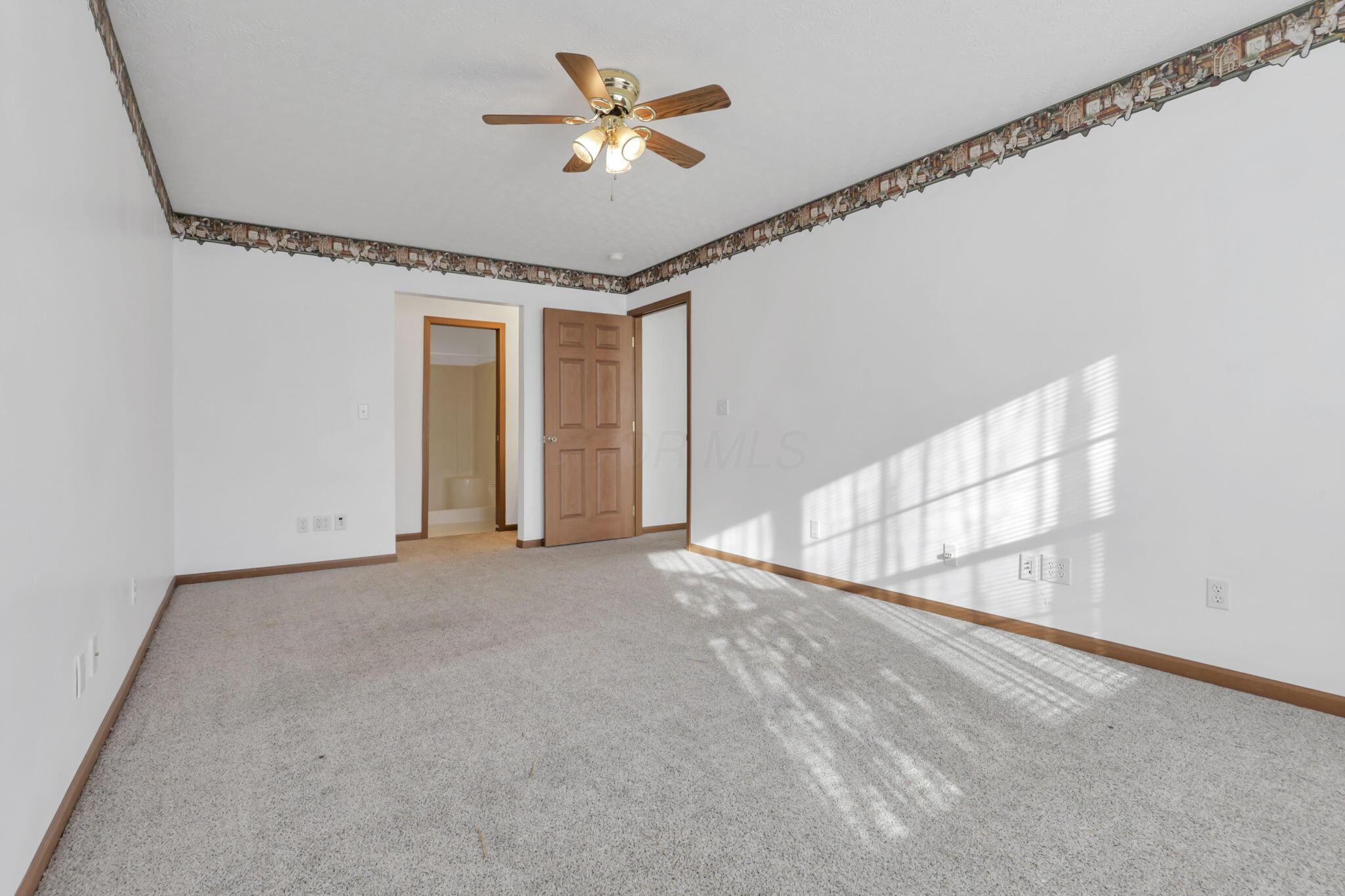 265 Goose Pond Road, Unit B Newark, OH 43055 - Photo 27 of 37 Primary bedroom