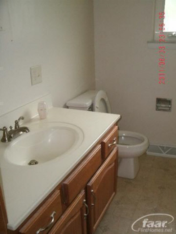 11170 Lange Road Birch Run, MI 48415 - Photo 7 of 10 20166123-6.JPG