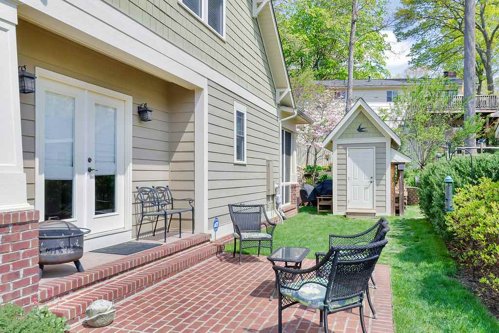 829 Village Road Charlottesville, VA 22903 - Photo 4 of 28 Gallery Image 4