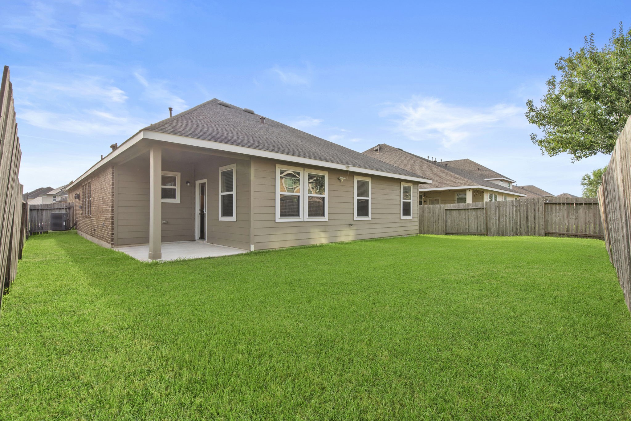 4706 Alluvial Circle Alvin, TX 77511 - Photo 35 of 39 a view of a house with backyard
