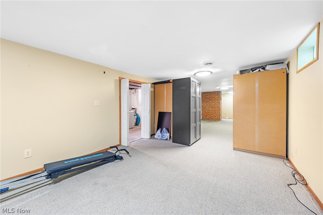 2315 Burnham Road Akron, OH 44333 - Photo 26 of 38