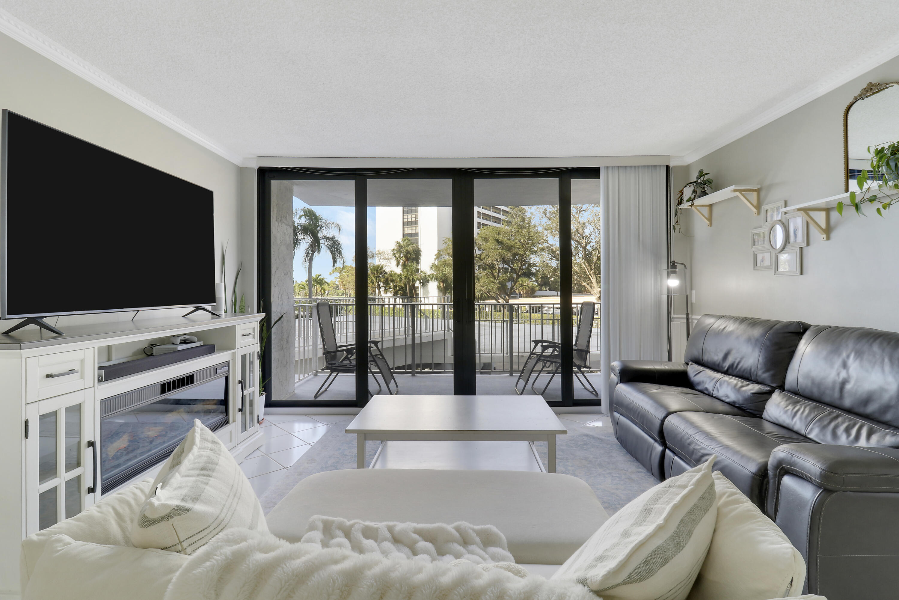 336 Golfview Road, Unit 214 North Palm Beach, FL 33408 - Photo 12 of 48 House1-27