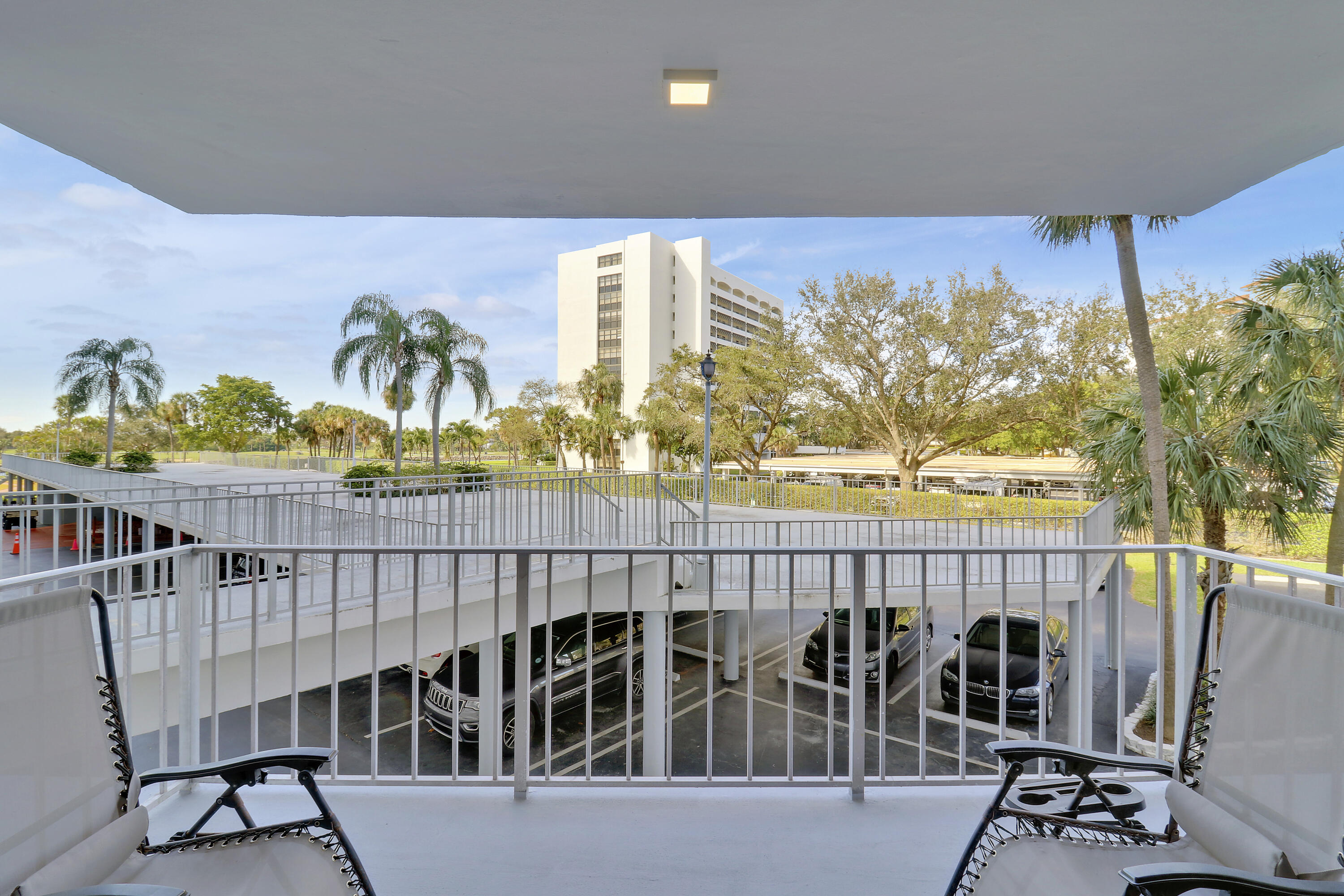 336 Golfview Road, Unit 214 North Palm Beach, FL 33408 - Photo 15 of 48 House1-33