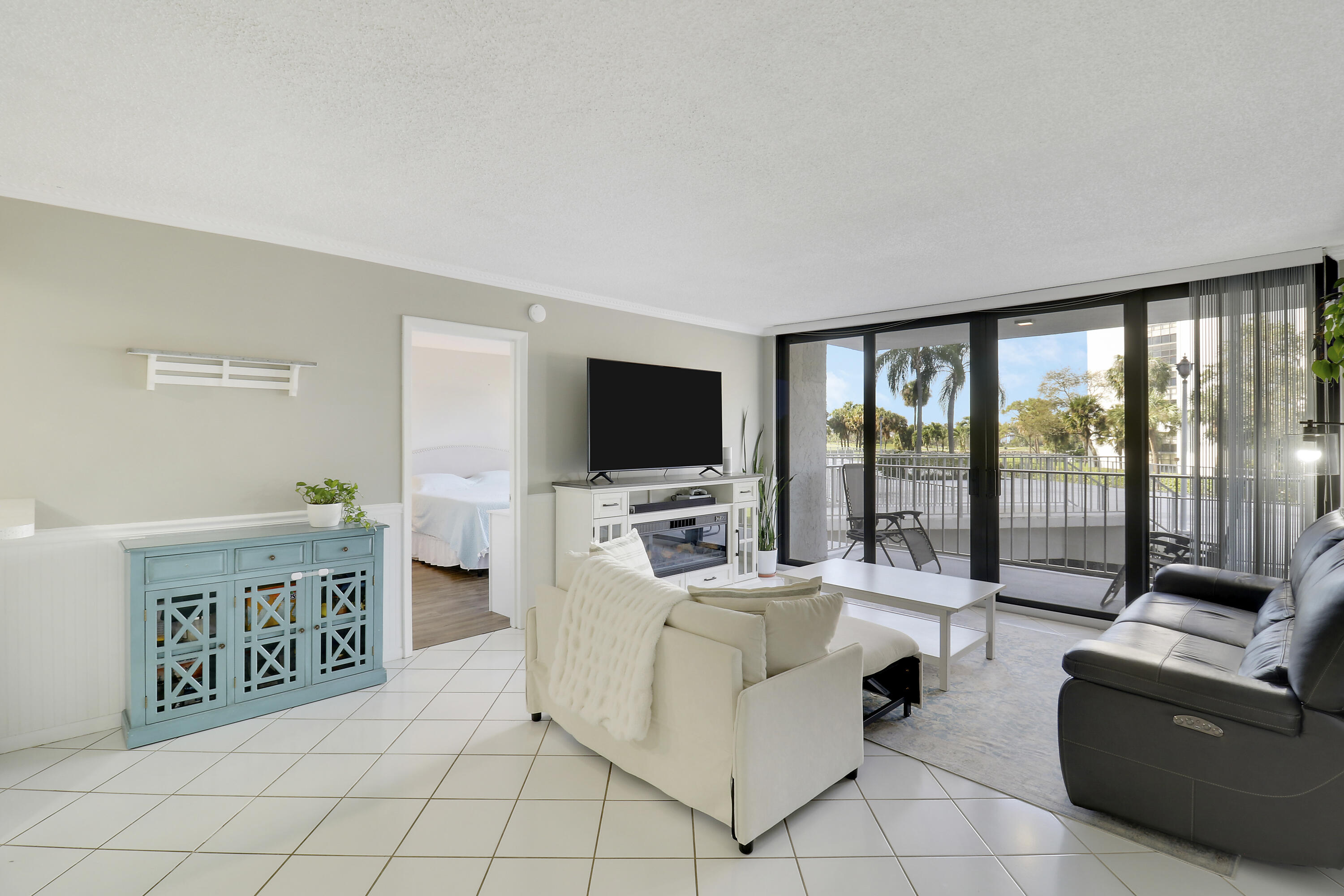 336 Golfview Road, Unit 214 North Palm Beach, FL 33408 - Photo 10 of 48 House1-25