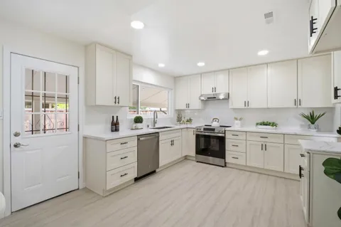 $925,000 | 2386 Bermuda Lane, Hayward, CA 94545