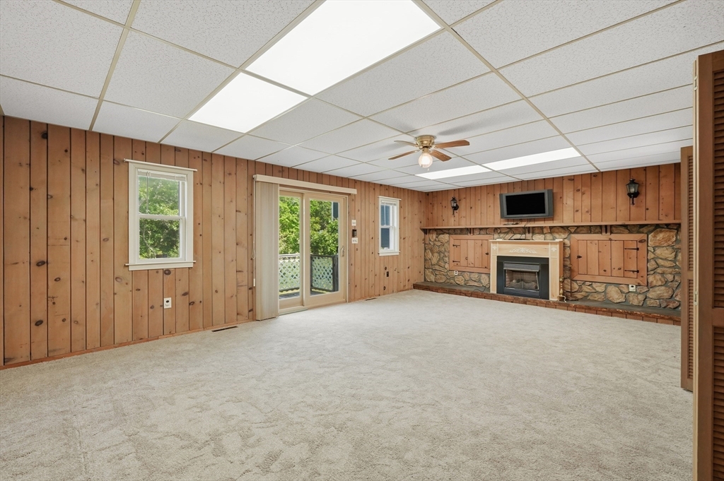 272 Glen Charlie Road Wareham, MA 02538 - Photo 6 of 40