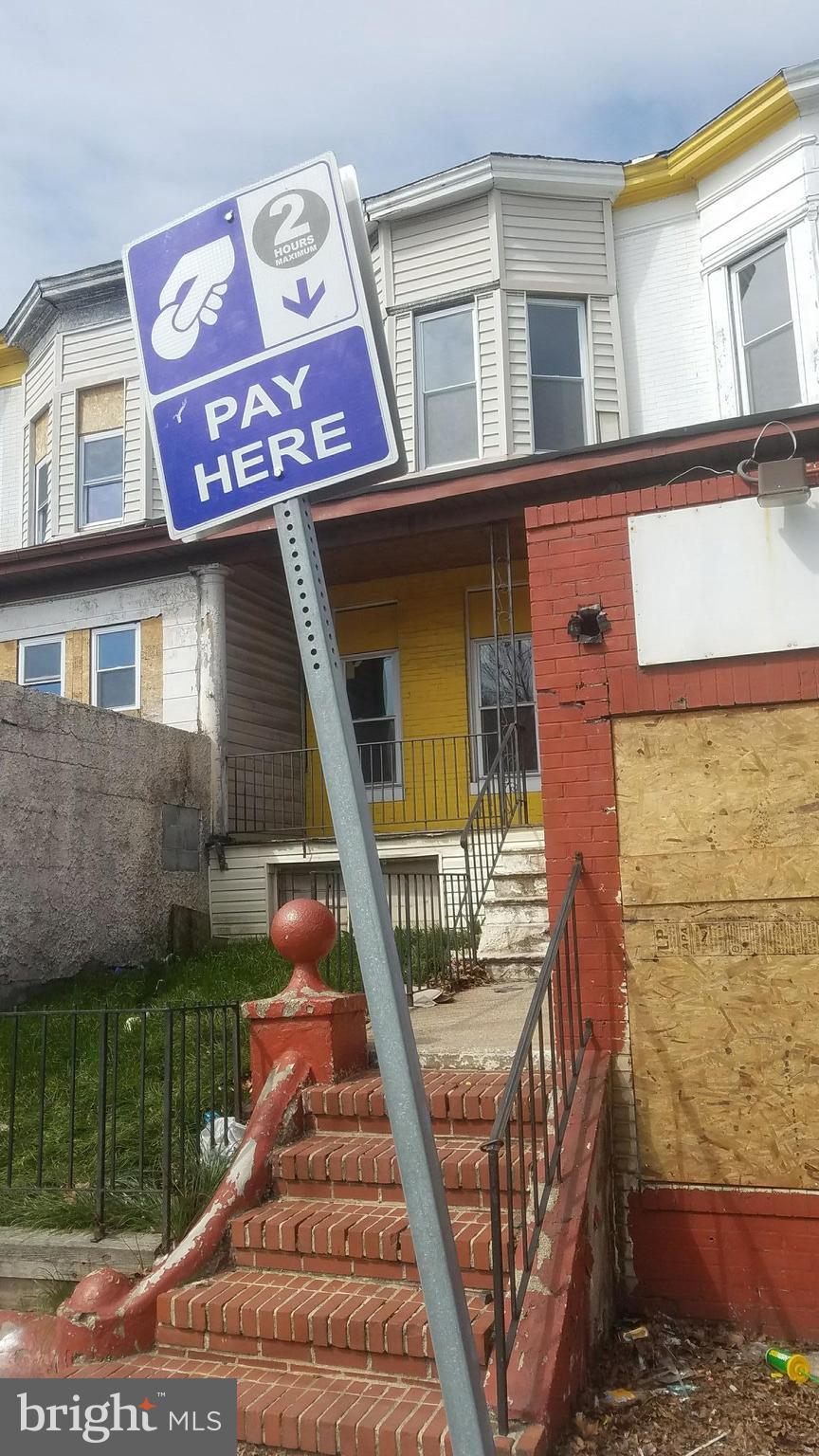 4654 York Road Baltimore, MD 21212 - Photo 3 of 4 Exterior (Front)