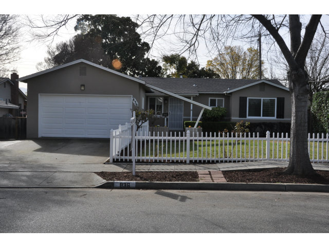 836 Bucknall Road Campbell, CA 95008 - Photo 1 of 14 Gallery Image 1