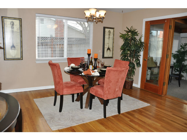 836 Bucknall Road Campbell, CA 95008 - Photo 4 of 14 Gallery Image 4