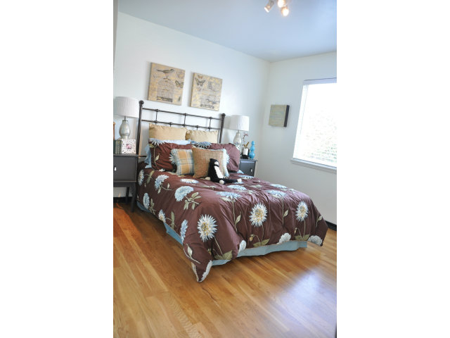 836 Bucknall Road Campbell, CA 95008 - Photo 10 of 14 Gallery Image 10