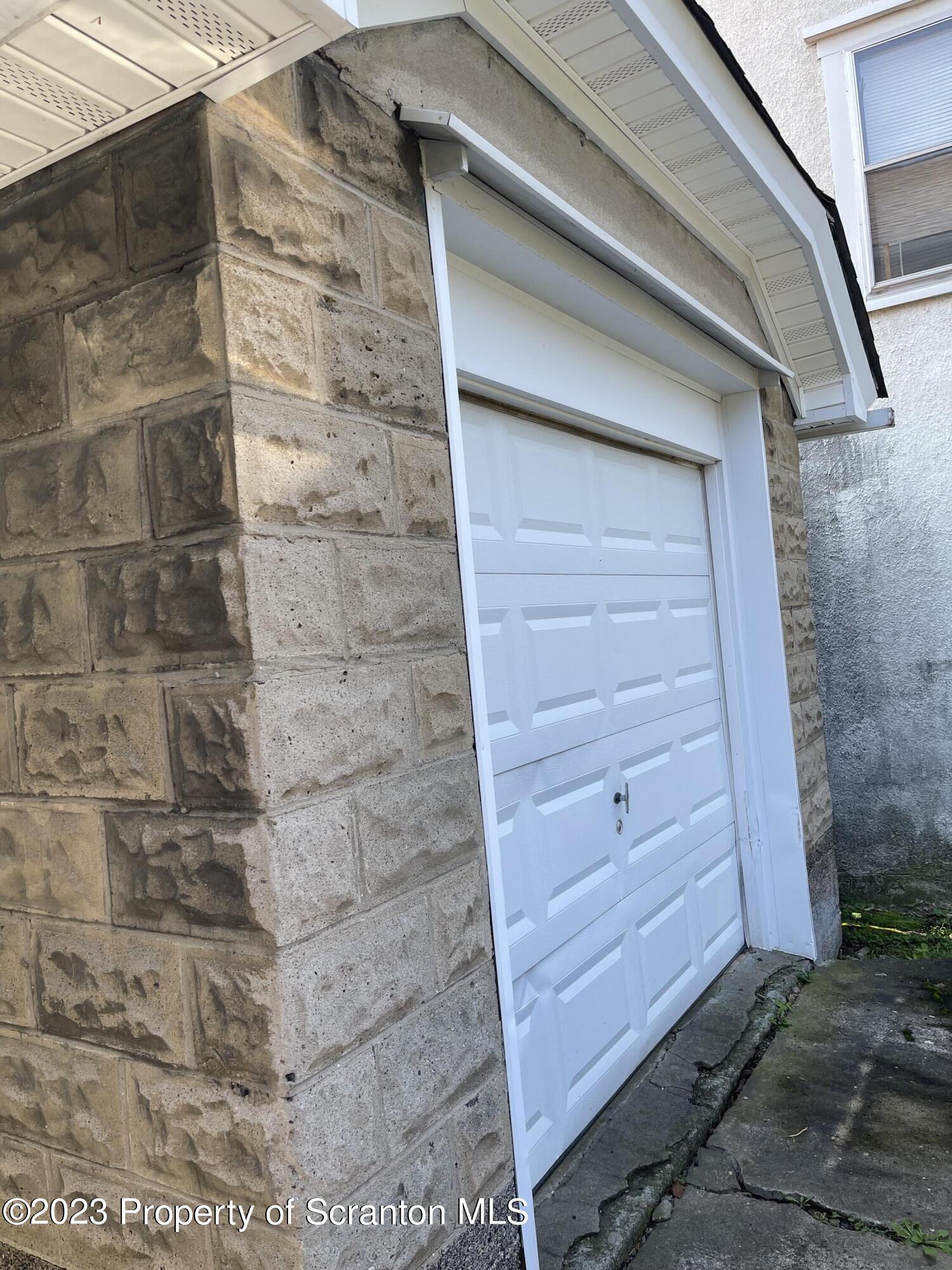 302 Rear Delaware Street Archbald, PA 18403 - Photo 4 of 20