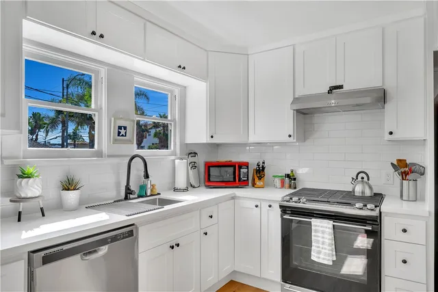 $975,000 | 4741 East Colorado Street, Long Beach, CA 90814