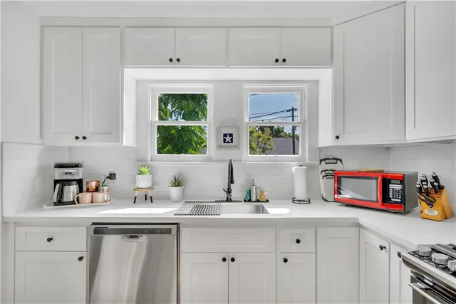 $975,000 | 4741 East Colorado Street, Long Beach, CA 90814