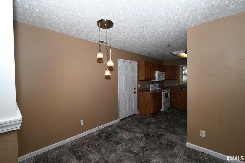 1759 Stults Road Huntington, IN 46750 - Photo 9 of 22