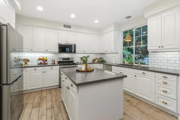 $785,000 | 39947 Hudson Court, Temecula, CA 92591