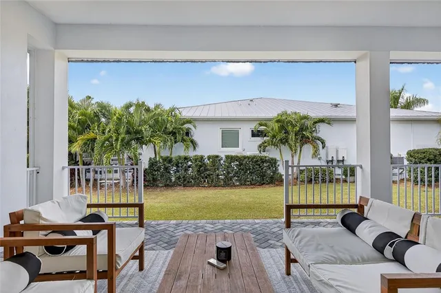 $769,000 | 5720 Tybee Island Drive, Apollo Beach, FL 33572