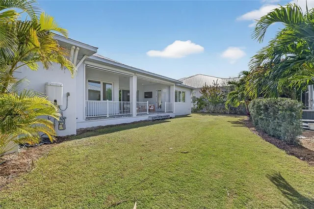 $769,000 | 5720 Tybee Island Drive, Apollo Beach, FL 33572