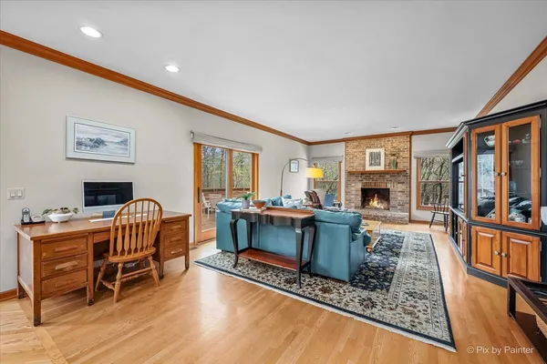 $875,000 | 25089 North Pawnee Road, Barrington, IL 60010