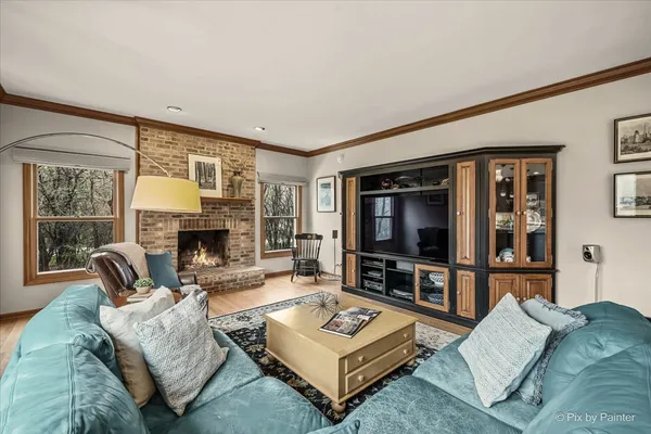 $875,000 | 25089 North Pawnee Road, Barrington, IL 60010