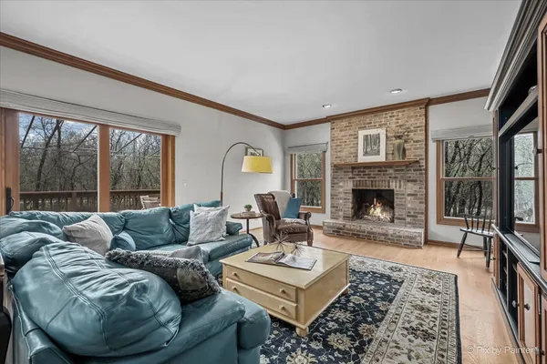 $875,000 | 25089 North Pawnee Road, Barrington, IL 60010