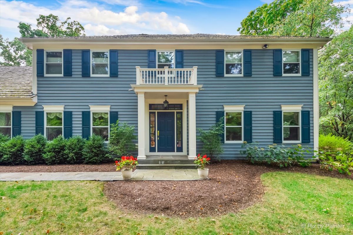 25089 North Pawnee Road Barrington, IL 60010 - Photo 2 of 54