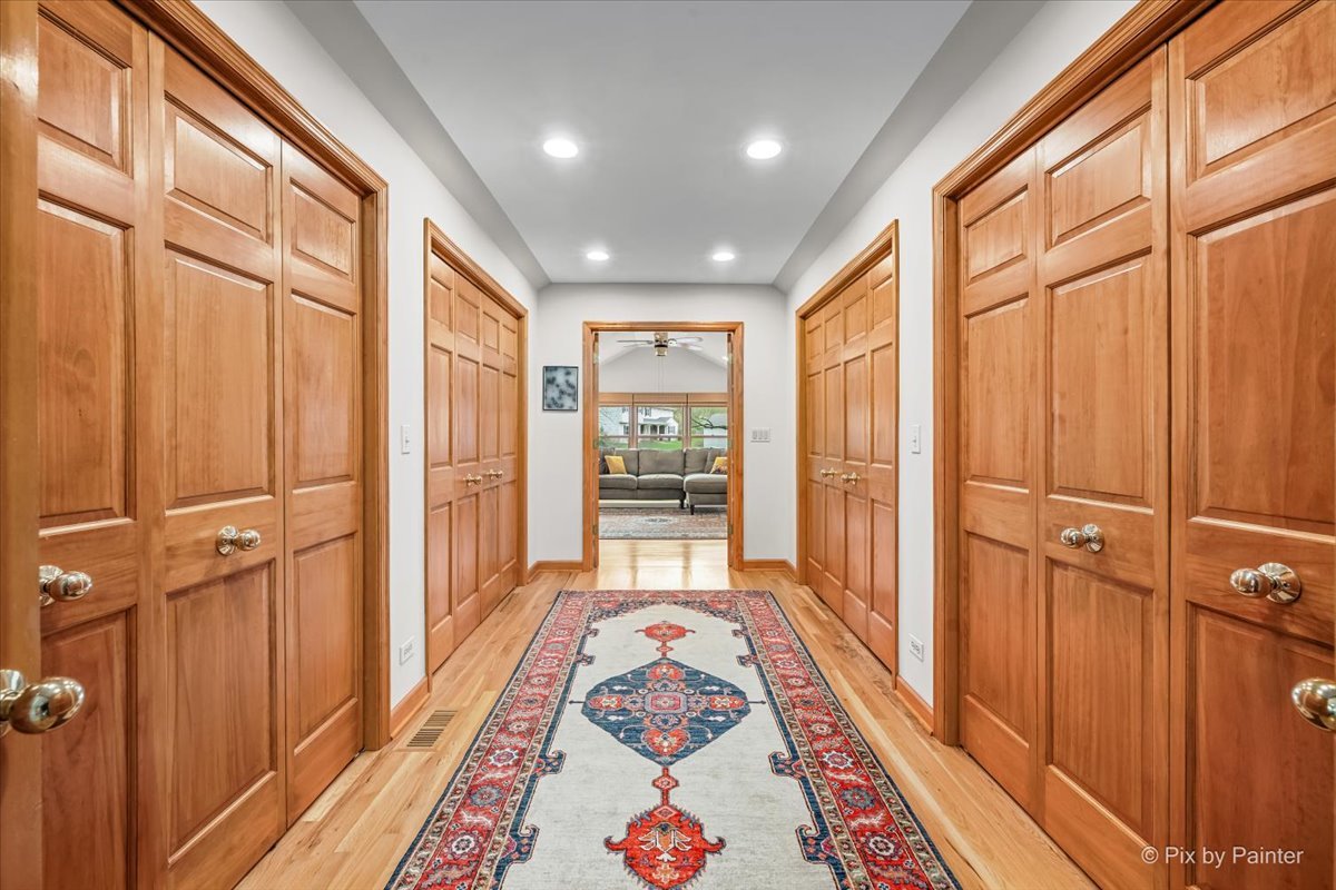 25089 North Pawnee Road Barrington, IL 60010 - Photo 27 of 54