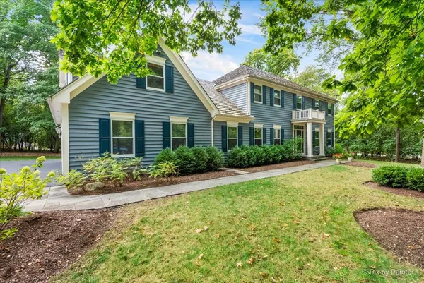 $875,000 | 25089 North Pawnee Road, Barrington, IL 60010