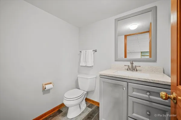 $875,000 | 25089 North Pawnee Road, Barrington, IL 60010