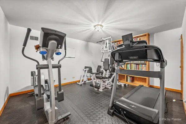 $875,000 | 25089 North Pawnee Road, Barrington, IL 60010
