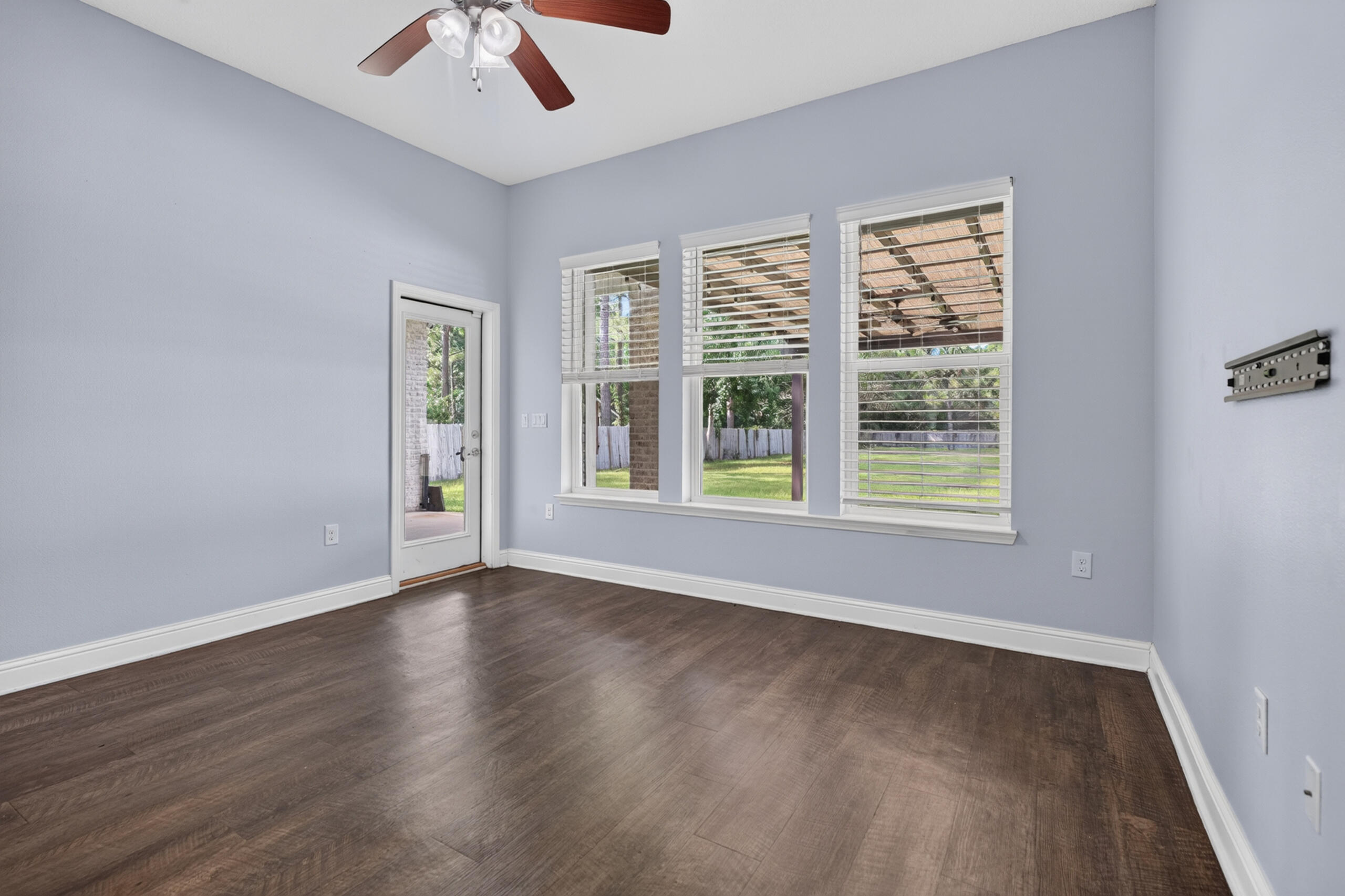 9150 Ridge Road Navarre, FL 32566 - Photo 24 of 66 Flex space - den