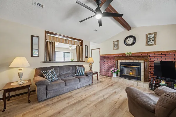 $199,900 | 361 John King Road, Crestview, FL 32539