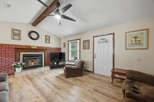 $199,900 | 361 John King Road, Crestview, FL 32539