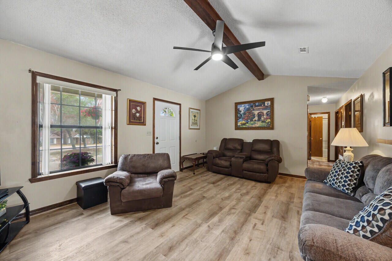 361 John King Road Crestview, FL 32539 - Photo 5 of 37 7-07