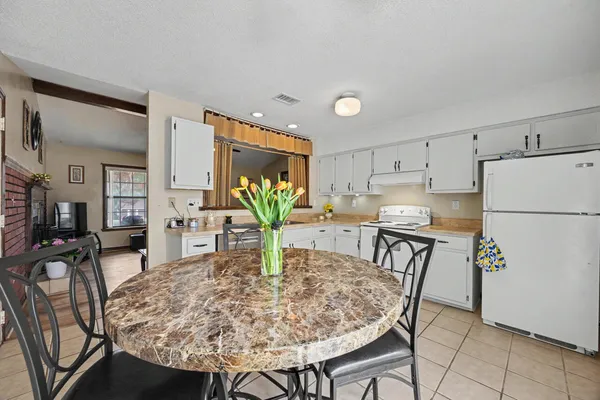 $199,900 | 361 John King Road, Crestview, FL 32539