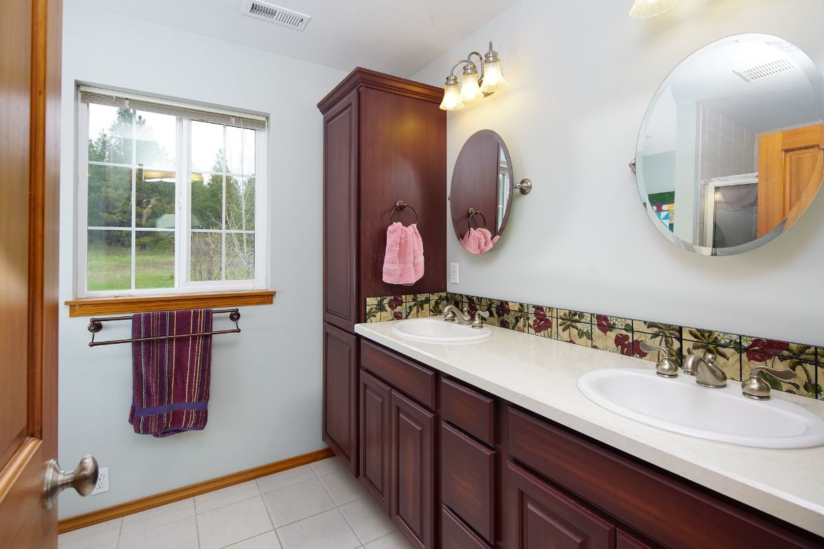 1502 Veit Road Newport, WA 99156 - Photo 15 of 20 Gallery Image 15