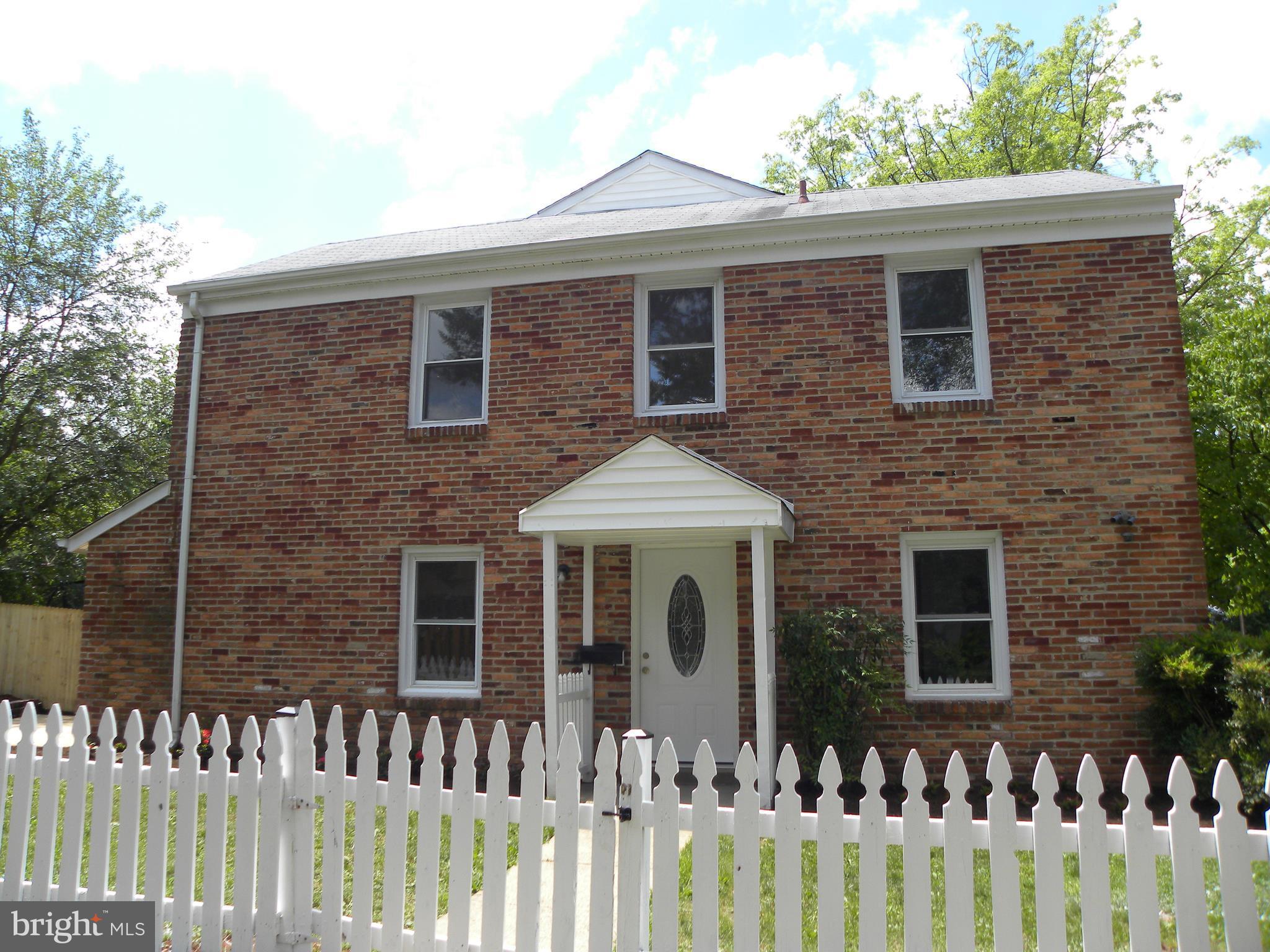 9334 Taney Road Manassas, VA 20110 - Photo 4 of 24 Exterior (Front)