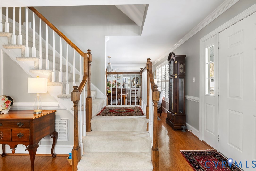 1906 Hickoryridge Road Henrico, VA 23238 - Photo 3 of 40 Foyer with turned staircase