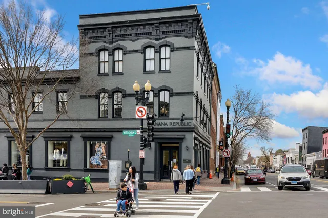 a view of living room with gym equipment