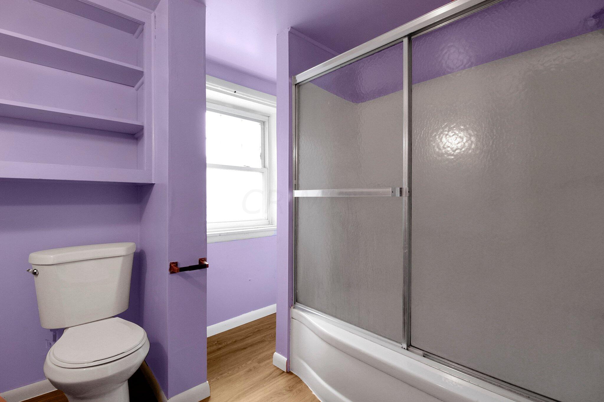 460 Clark State Road Gahanna, OH 43230 - Photo 17 of 25 2nd fl full bath
