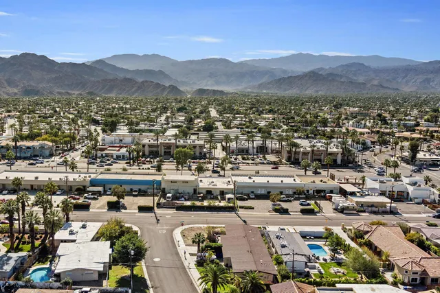 $995,000 | 44858 Santa Anita Avenue, Palm Desert, CA 92260
