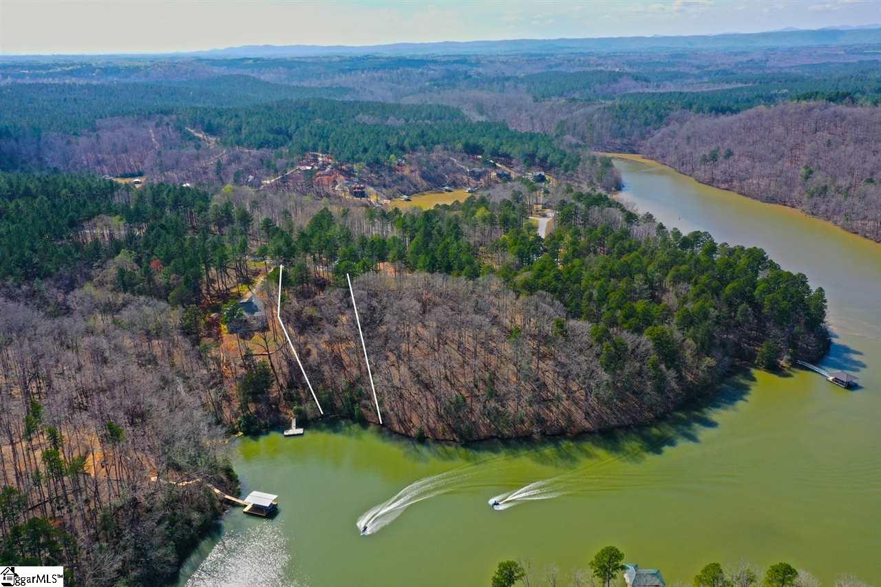 60 Harbor Point Road Seneca, SC 29672 - Photo 3 of 36 Gallery Image 3