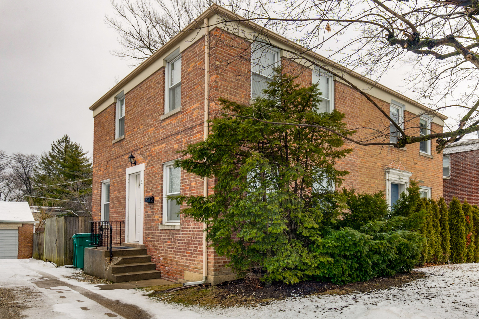 617 Waukegan Road Deerfield, IL 60015 - Photo 1 of 19